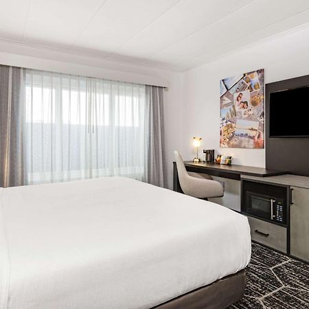 ホテル La Quinta By Wyndham Chicago O'Hare Airport ローズモント エクステリア 写真
