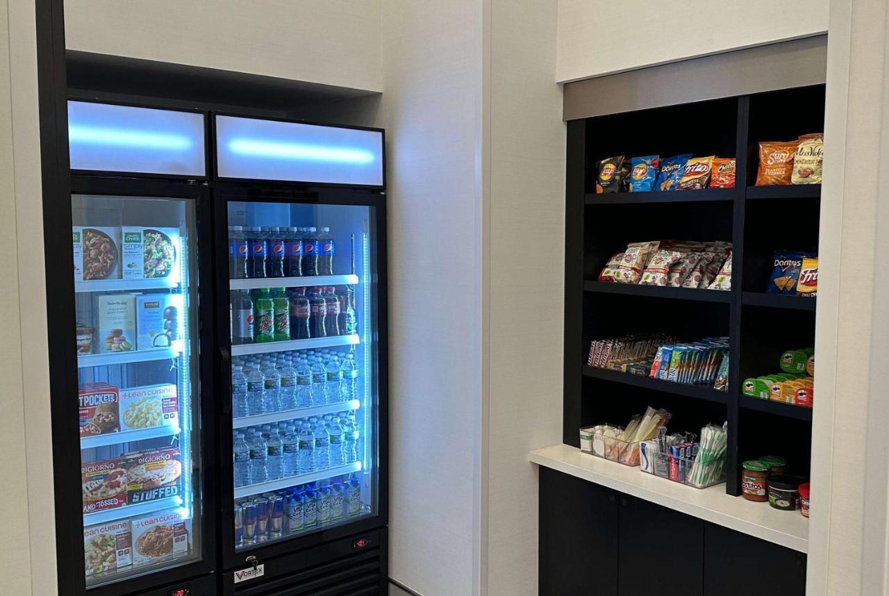 ホテル La Quinta By Wyndham Chicago O'Hare Airport ローズモント エクステリア 写真