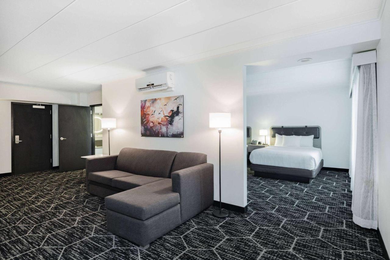 ホテル La Quinta By Wyndham Chicago O'Hare Airport ローズモント エクステリア 写真
