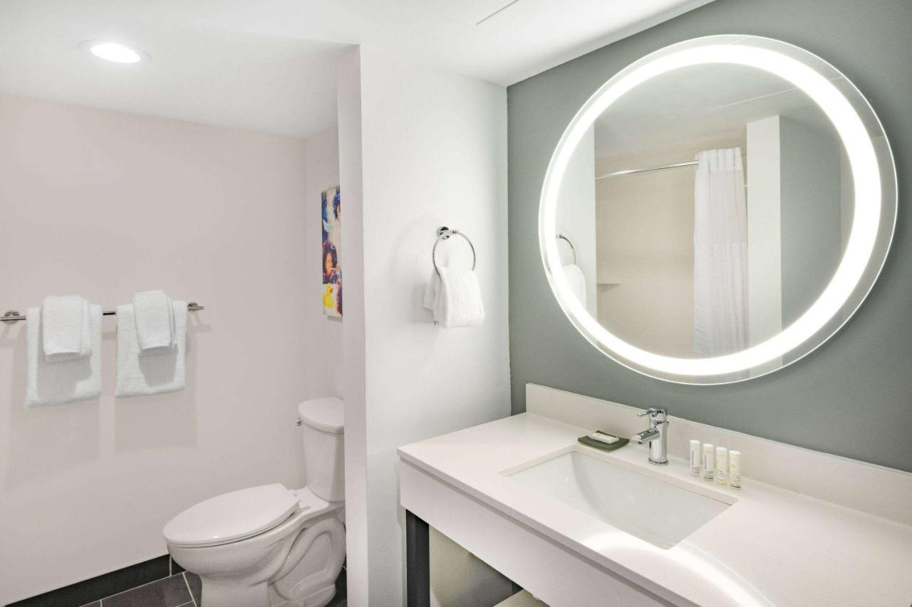 ホテル La Quinta By Wyndham Chicago O'Hare Airport ローズモント エクステリア 写真