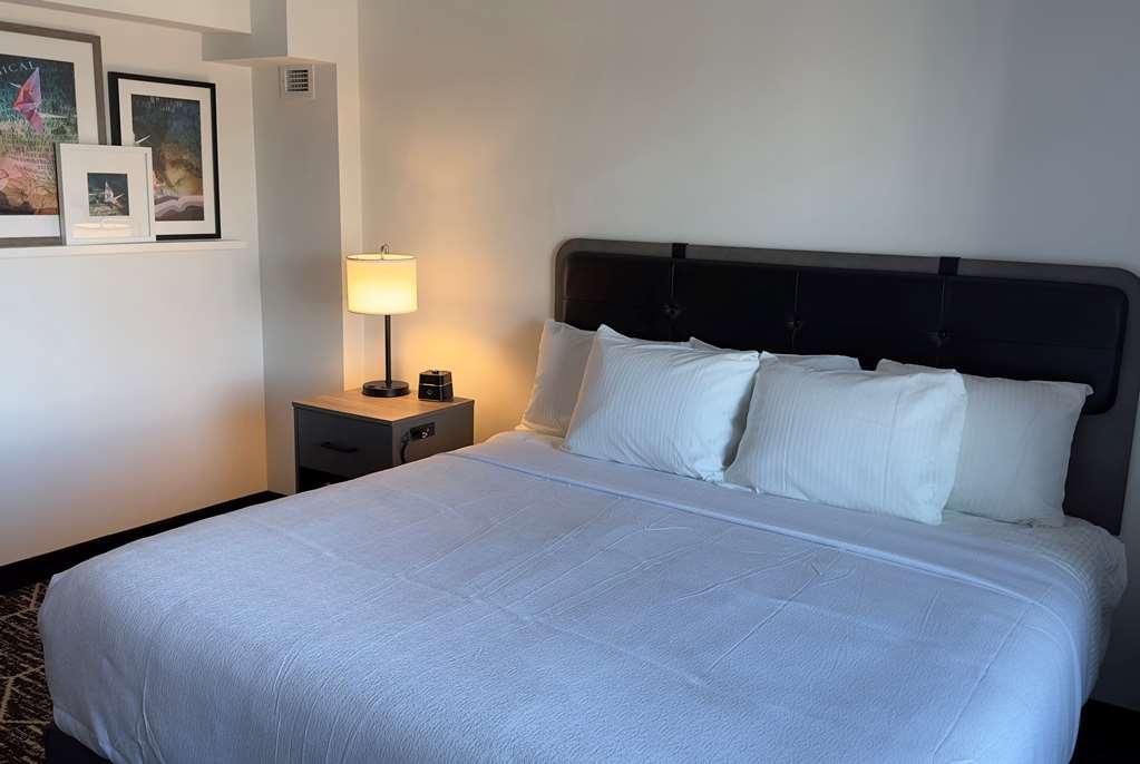 ホテル La Quinta By Wyndham Chicago O'Hare Airport ローズモント 部屋 写真